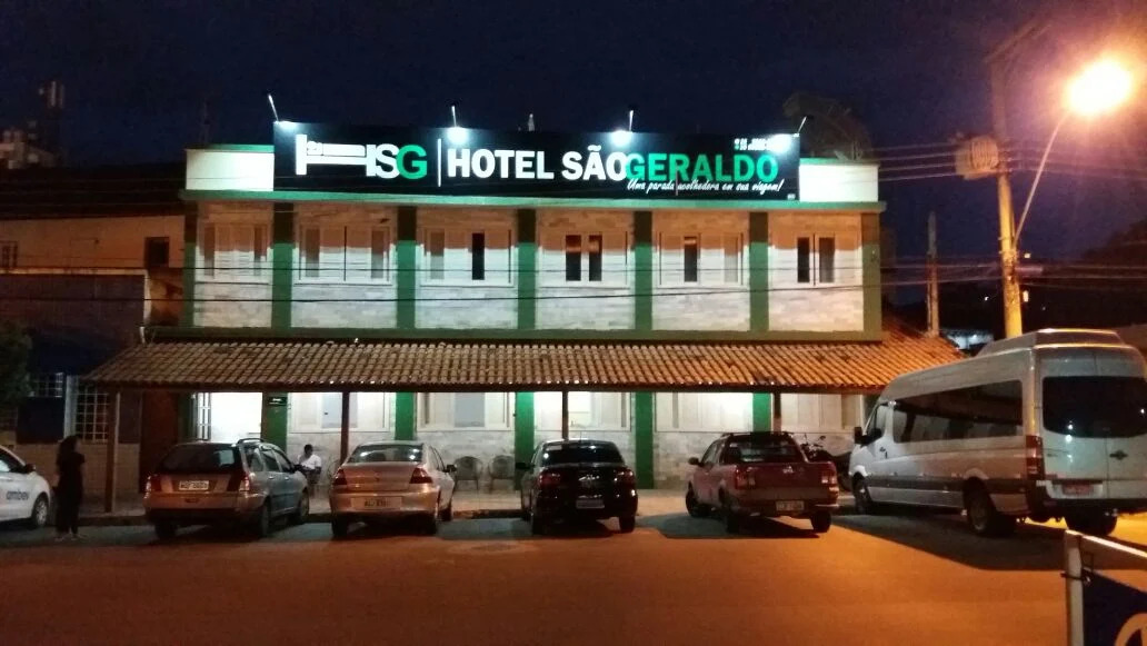 Fachada do Hotel São Geraldo